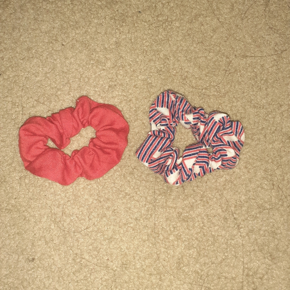 SCRUNCHIES